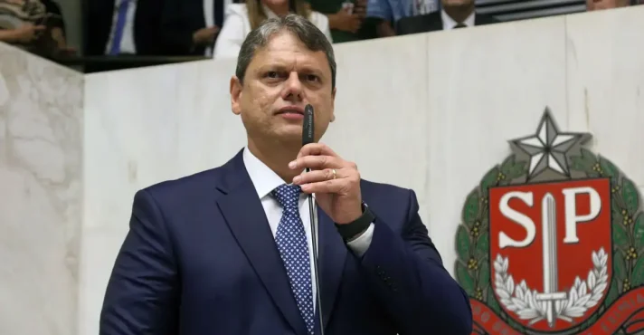 tarcísio de freitas e bolsonaro